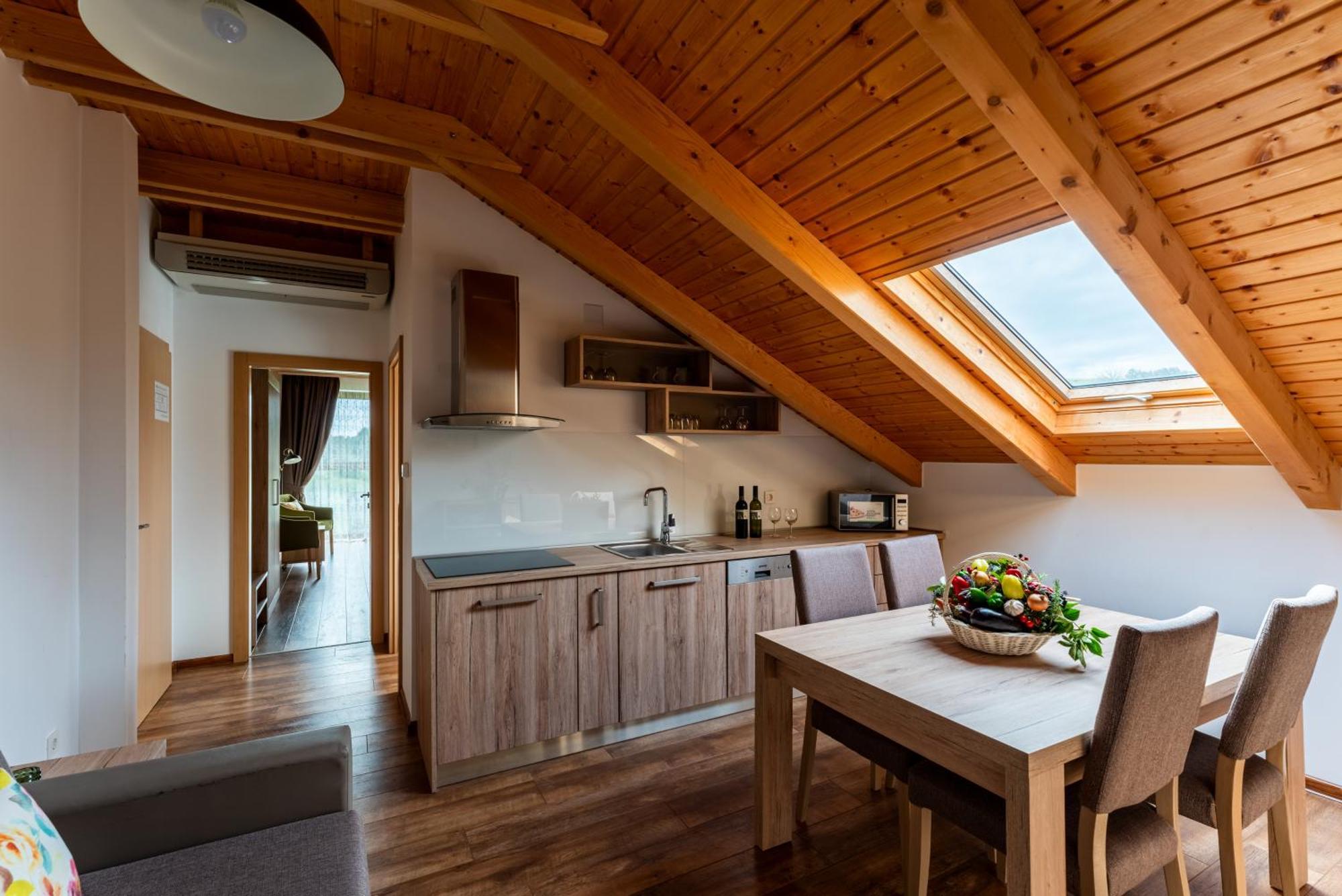Bed&Breakfast Vinarija Coner Бьеловар Экстерьер фото