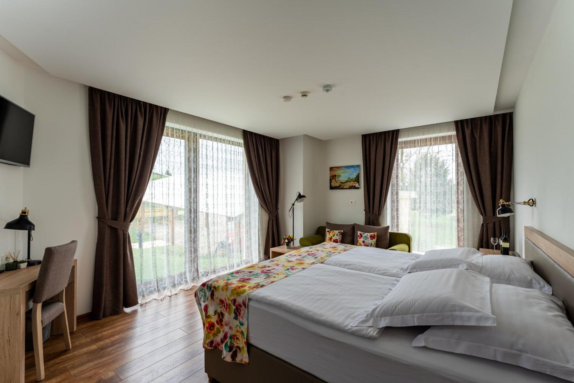 Bed&Breakfast Vinarija Coner Бьеловар Экстерьер фото