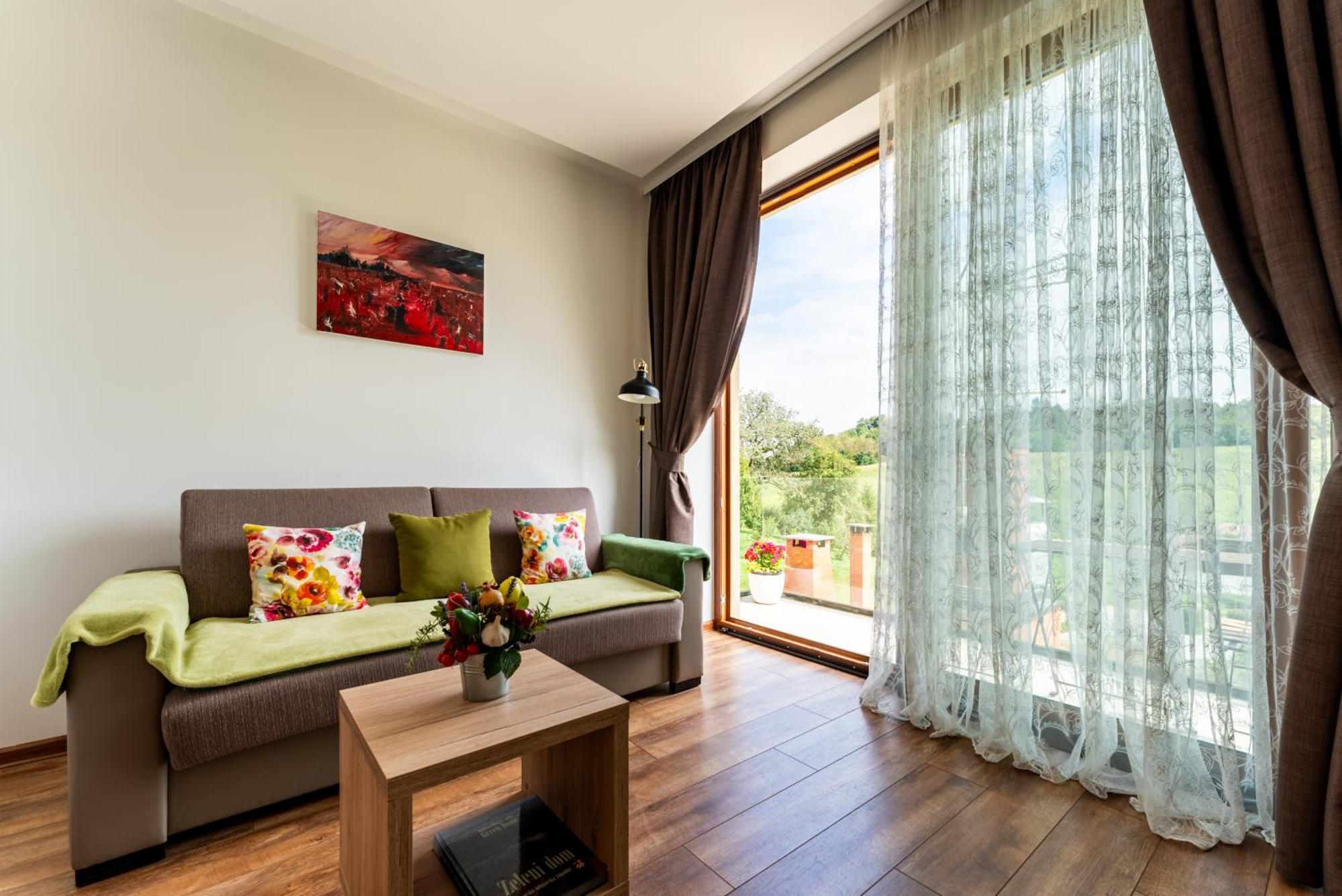 Bed&Breakfast Vinarija Coner Бьеловар Экстерьер фото